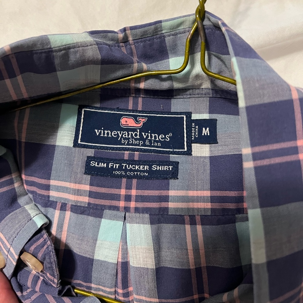 Vineyard vines medium - Picture 2 of 3